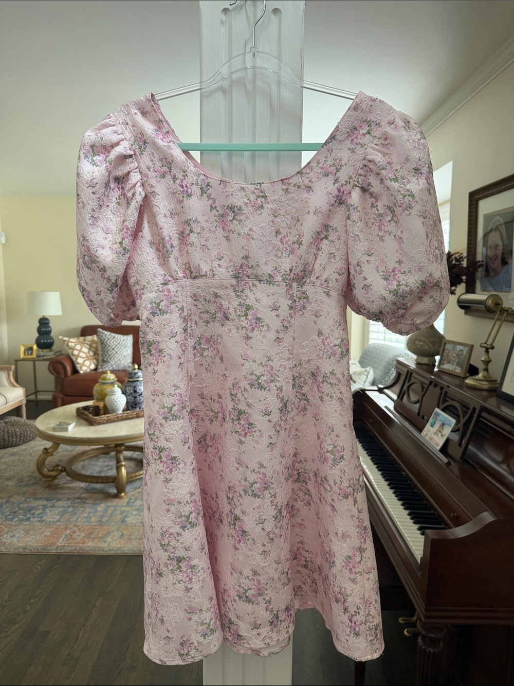 Floral Puff-Sleeve Mini Dress in Light Pink
